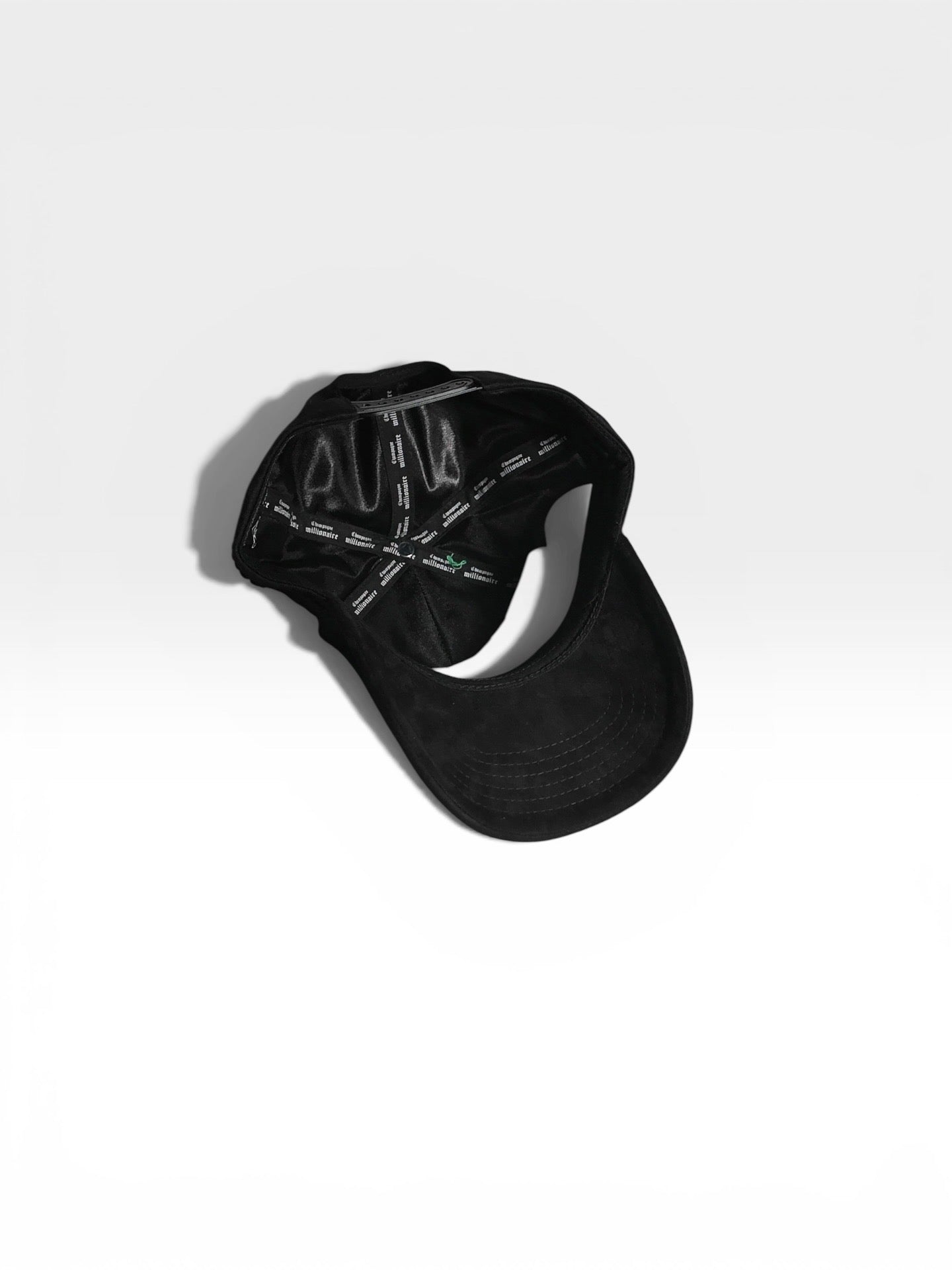 Millionaire de noir